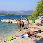 Apartments With Parking Space Arbanija, Ciovo - 5228