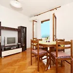 Apartments With Parking Space Arbanija, Ciovo - 5228 * Trogir