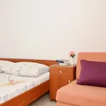 Apartments With Parking Space Arbanija, Ciovo - 5228