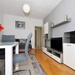 Apartments With Parking Space Arbanija, Ciovo - 5228 Trogir