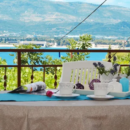 Apartments With Parking Space Arbanija, Ciovo - 5228 Daire Trogir