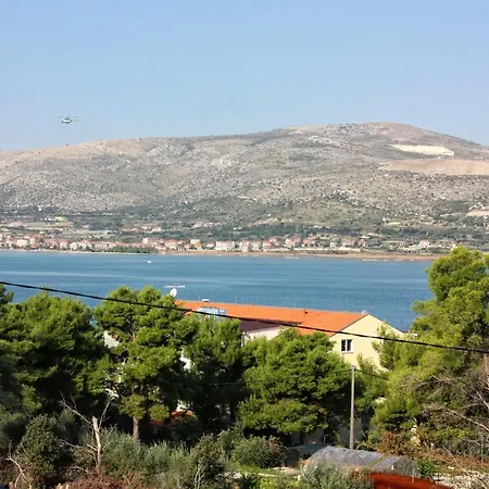 Apartments With Parking Space Arbanija, Ciovo - 5228 Trogir