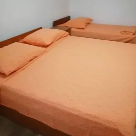 Apartment Apartments With Parking Space Arbanija, Ciovo - 5228 Trogir