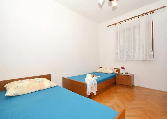 With Parking Space Arbanija, Ciovo - 5228 公寓