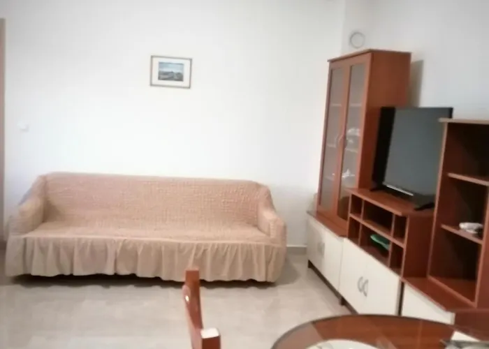 With Parking Space Arbanija, Ciovo - 5228 Appartement *