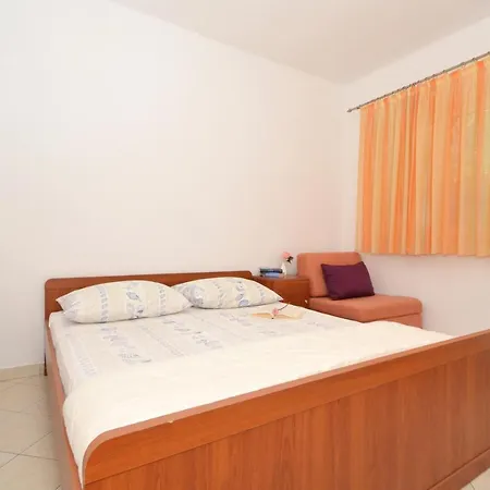 Apartments With Parking Space Arbanija, Ciovo - 5228 Apartment