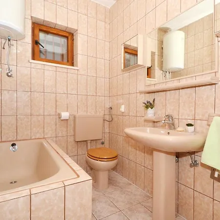 Apartments With Parking Space Arbanija, Ciovo - 5228 Apartment Trogir