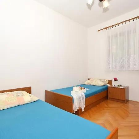 Apartments With Parking Space Arbanija, Ciovo - 5228 Apartment