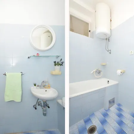 Apartments With Parking Space Arbanija, Ciovo - 5228