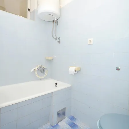 Apartments With Parking Space Arbanija, Ciovo - 5228 Trogir